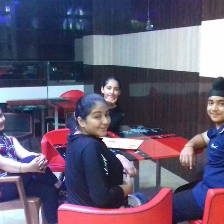 Harkishan Lodge Sambalpur Zewnętrze zdjęcie